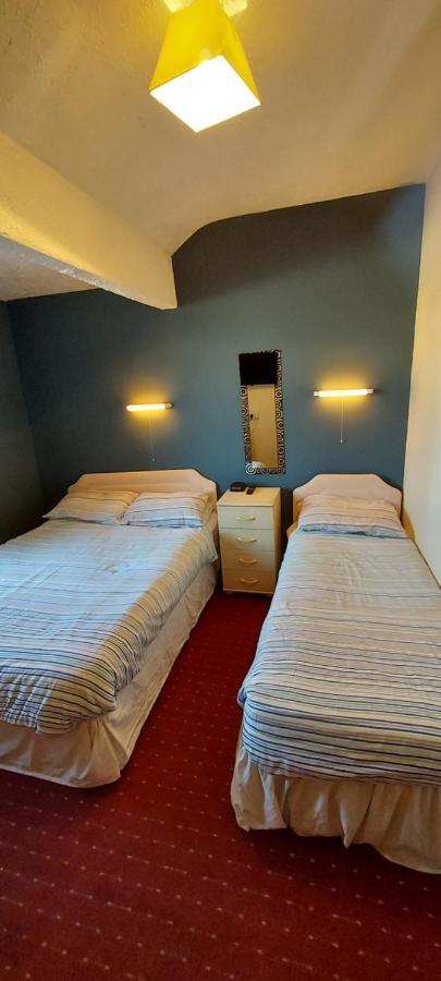 The Rhyl Bed & Breakfast Блекпул Екстериор снимка